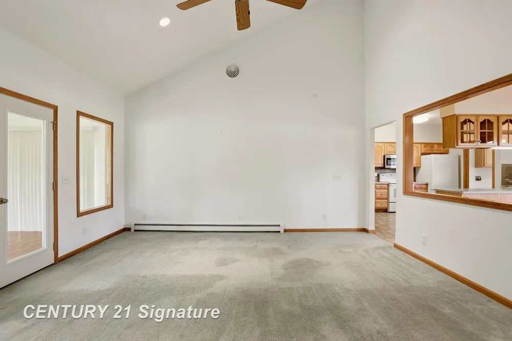 8605 Dixie Highway Birch Run Township, MI 48415