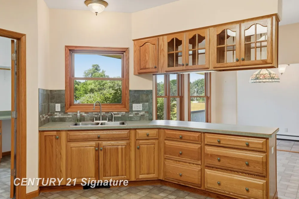 8605 Dixie Highway Birch Run Township, MI 48415