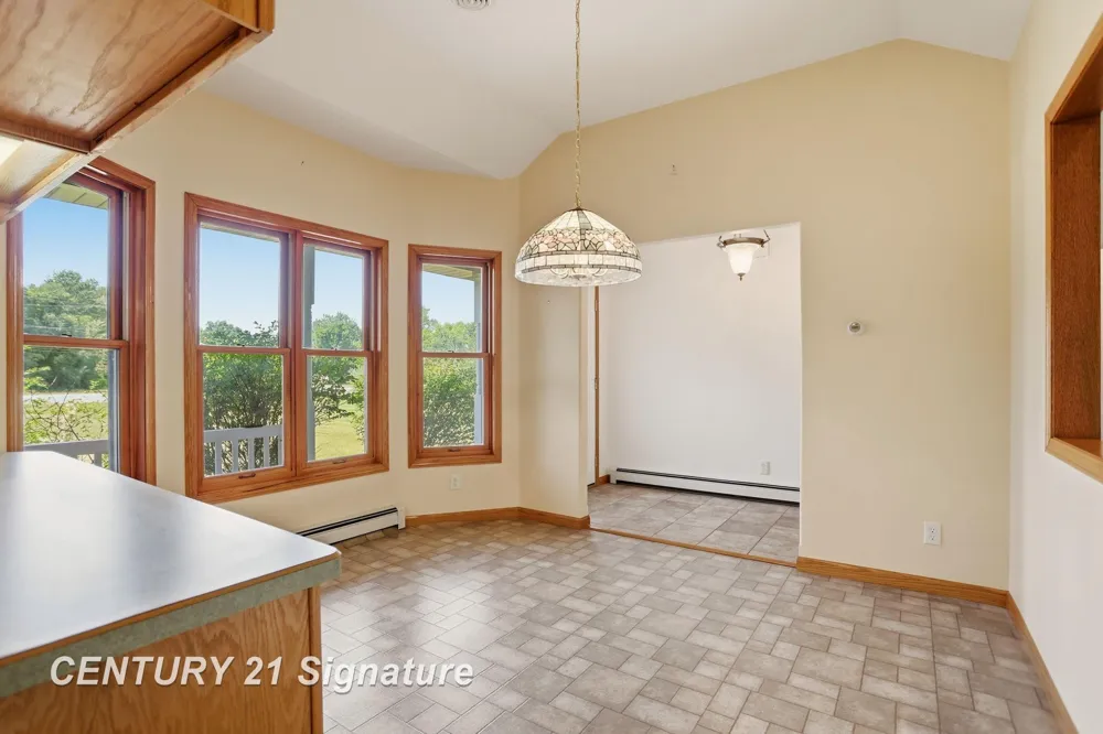 8605 Dixie Highway Birch Run Township, MI 48415