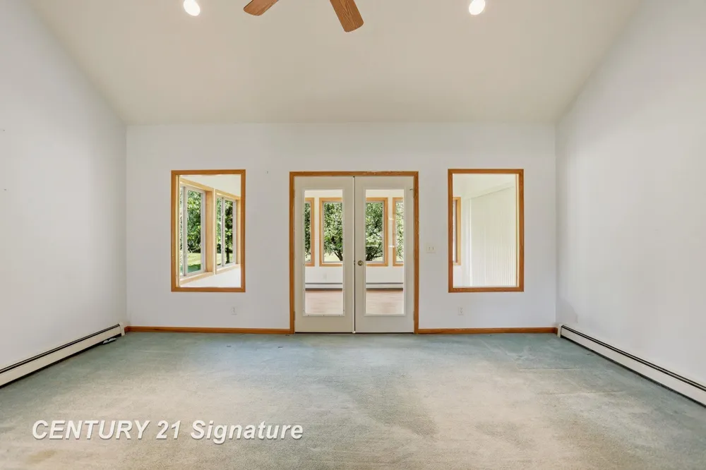 8605 Dixie Highway Birch Run Township, MI 48415