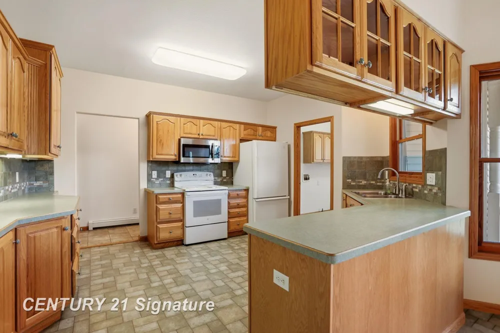 8605 Dixie Highway Birch Run Township, MI 48415