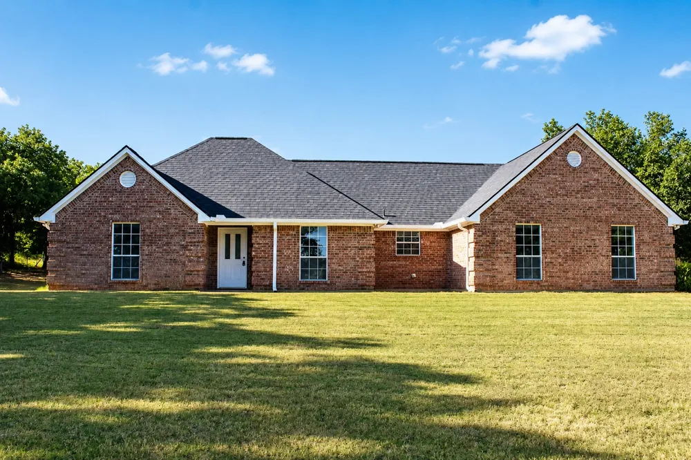 9296 Fm 1810 Chico, TX 76431