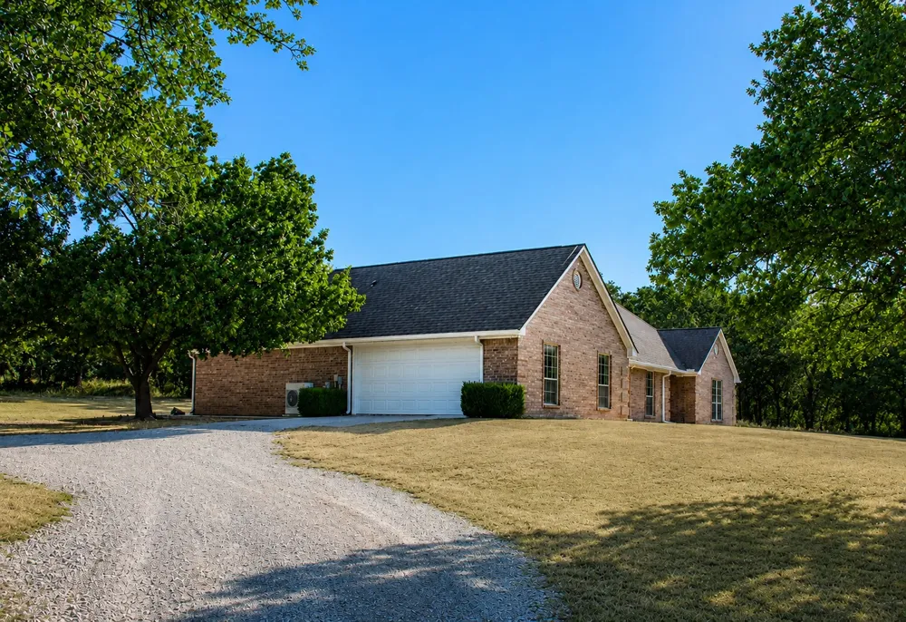 9296 Fm 1810 Chico, TX 76431