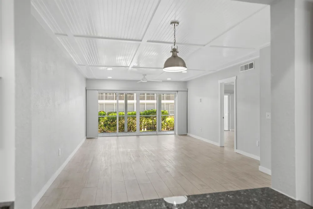 1864 SW Palm City Road #Unit 103 Stuart, FL 34994