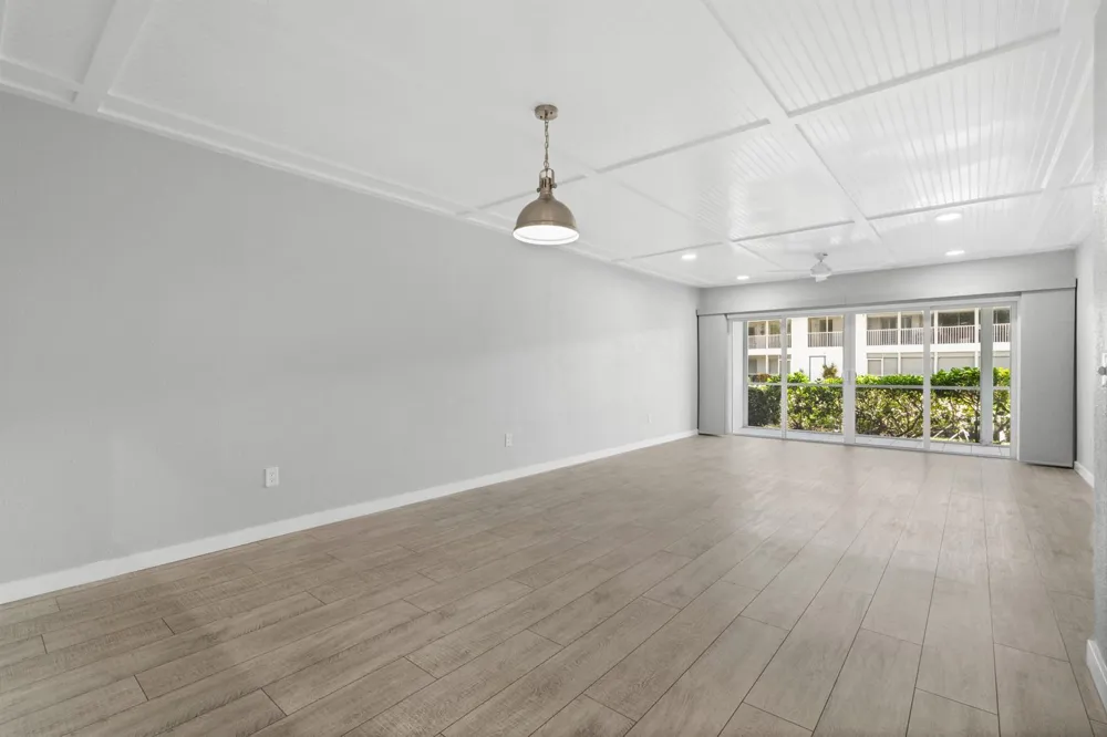 1864 SW Palm City Road #Unit 103 Stuart, FL 34994
