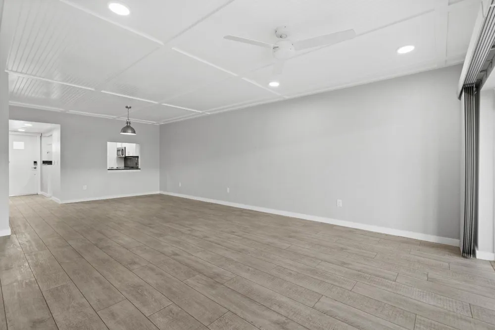 1864 SW Palm City Road #Unit 103 Stuart, FL 34994