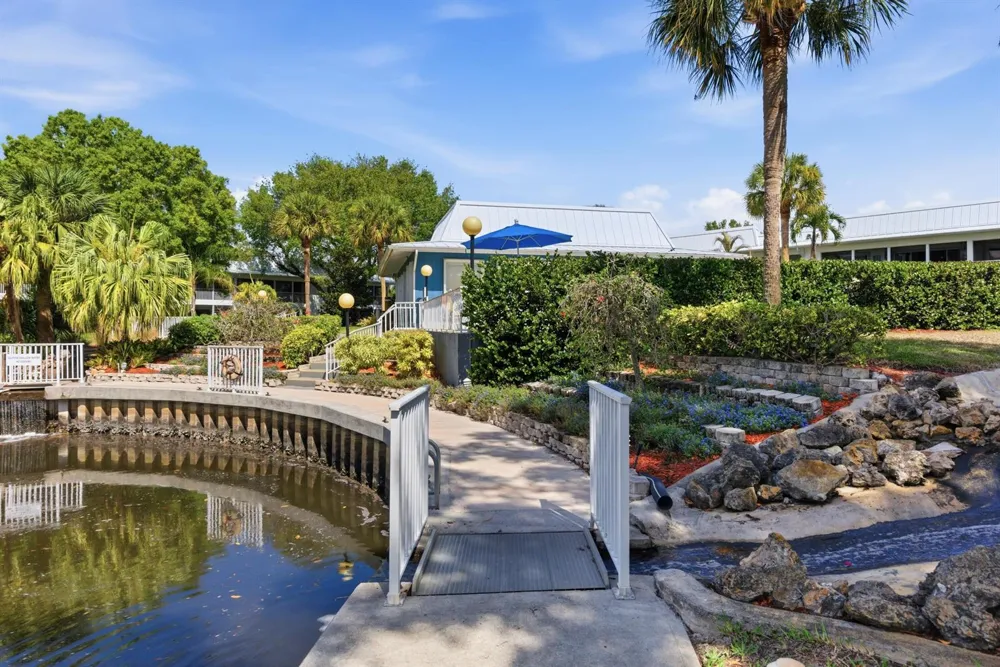 1864 SW Palm City Road #Unit 103 Stuart, FL 34994