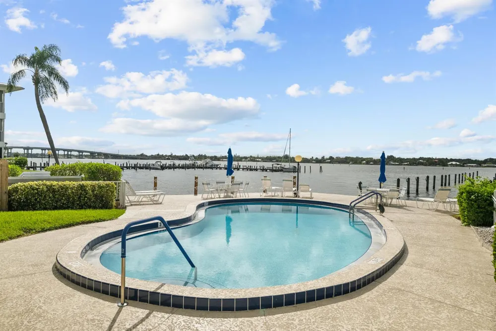 1864 SW Palm City Road #Unit 103 Stuart, FL 34994