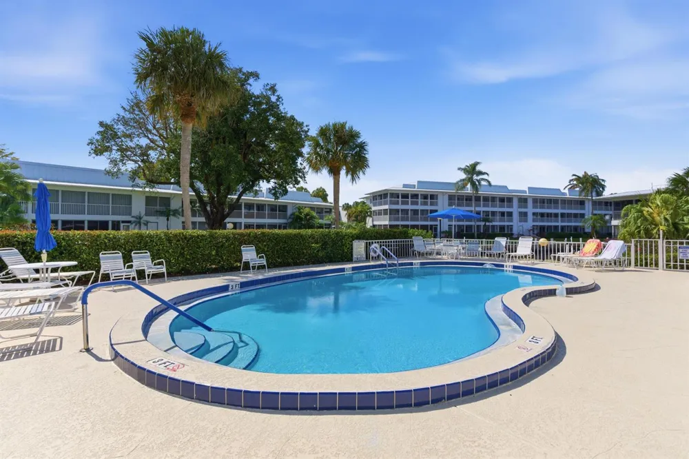 1864 SW Palm City Road #Unit 103 Stuart, FL 34994