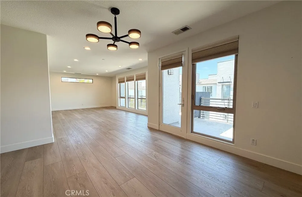 5406 W 149th Place #7 Hawthorne, CA 90250