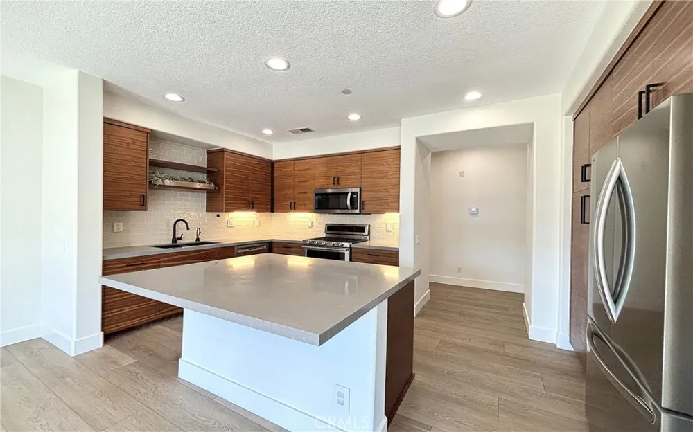 5406 W 149th Place #7 Hawthorne, CA 90250