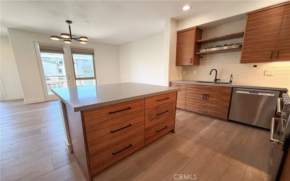 5406 W 149th Place #7 Hawthorne, CA 90250