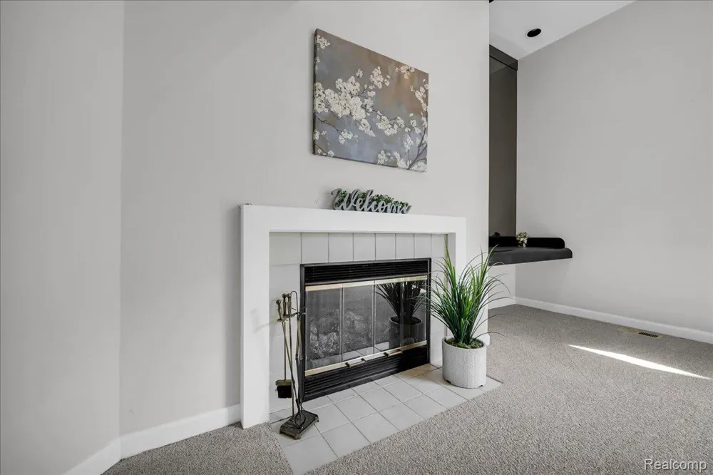 37418 Legends Trail Drive Farmington Hills City, MI 48331