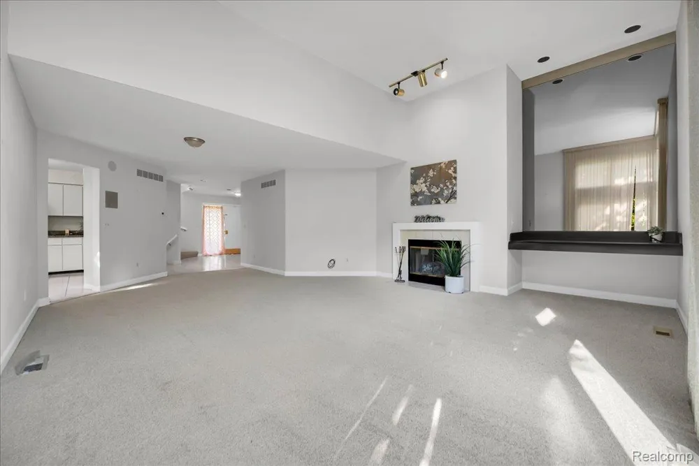 37418 Legends Trail Drive Farmington Hills City, MI 48331