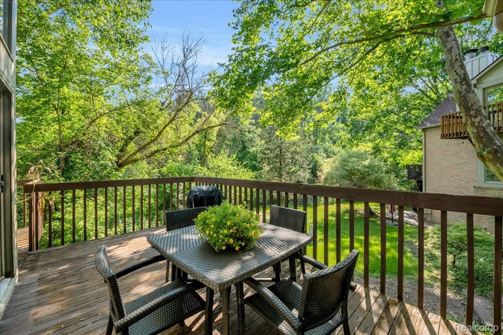 37418 Legends Trail Drive Farmington Hills City, MI 48331