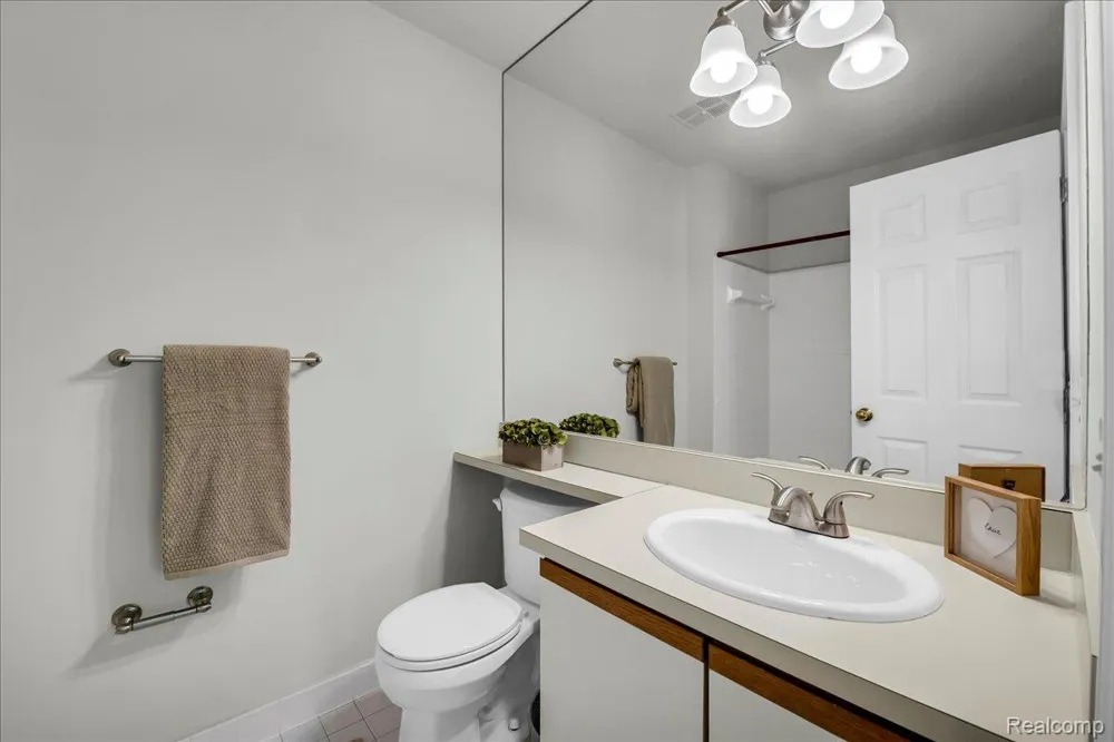37418 Legends Trail Drive Farmington Hills City, MI 48331