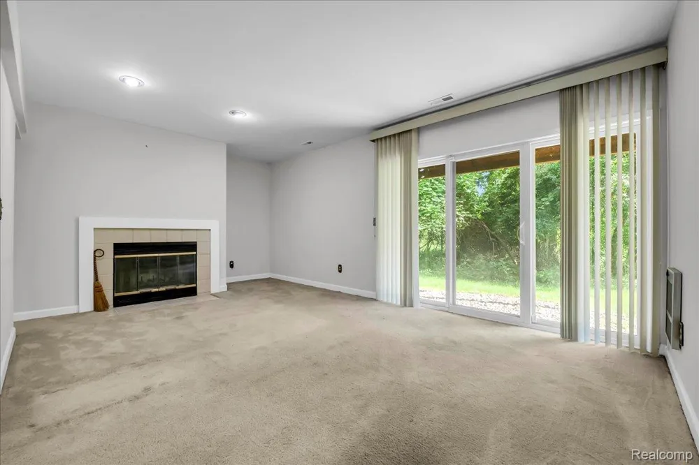 37418 Legends Trail Drive Farmington Hills City, MI 48331