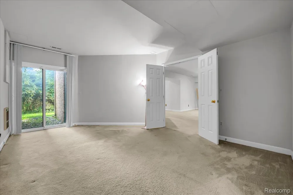 37418 Legends Trail Drive Farmington Hills City, MI 48331