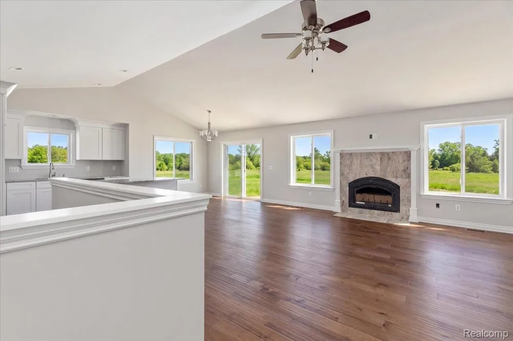 15175 Worden Rd. Groveland Township, MI 48442