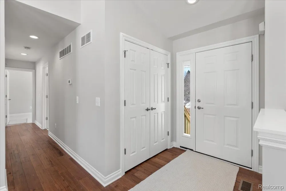 15175 Worden Rd. Groveland Township, MI 48442