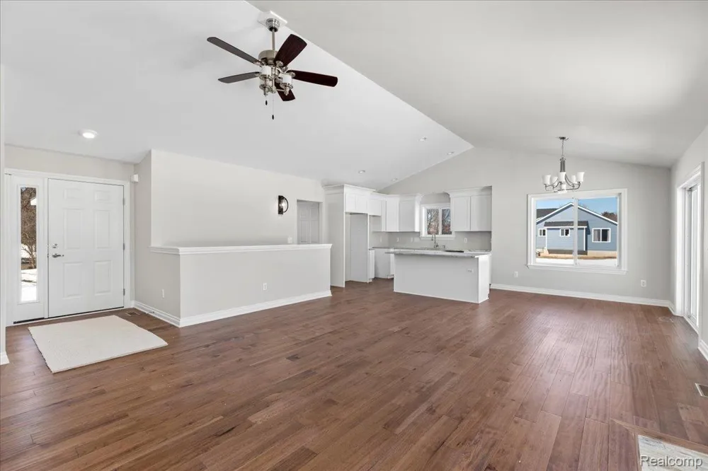 15175 Worden Rd. Groveland Township, MI 48442