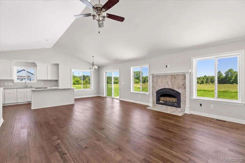 15175 Worden Rd. Groveland Township, MI 48442