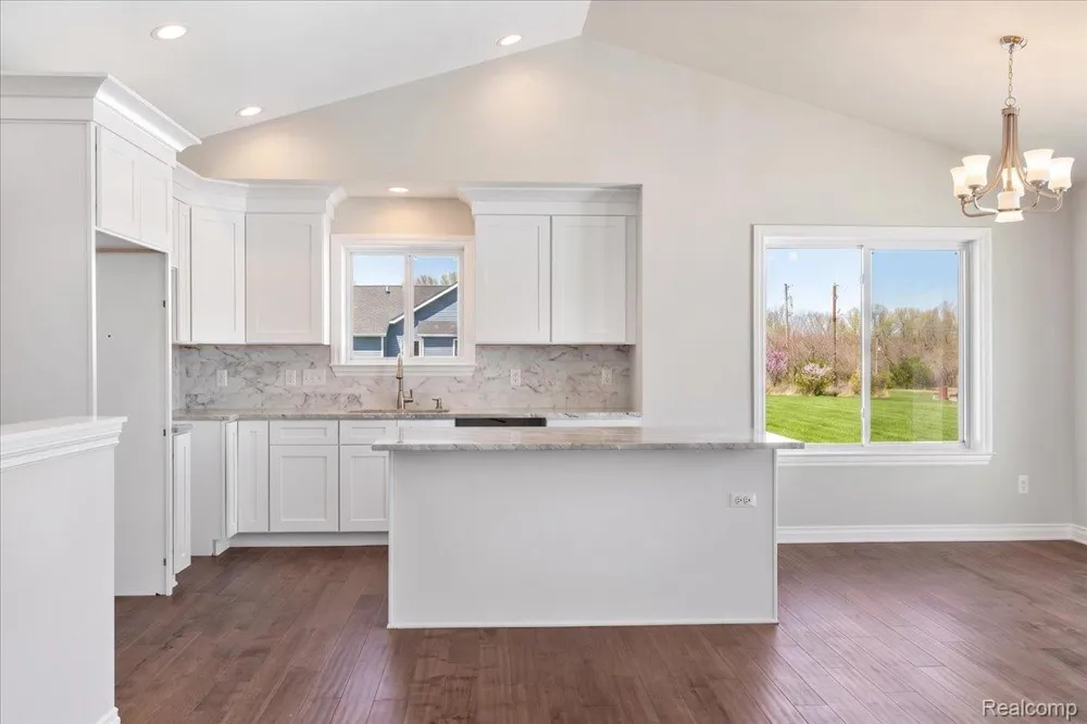 15175 Worden Rd. Groveland Township, MI 48442