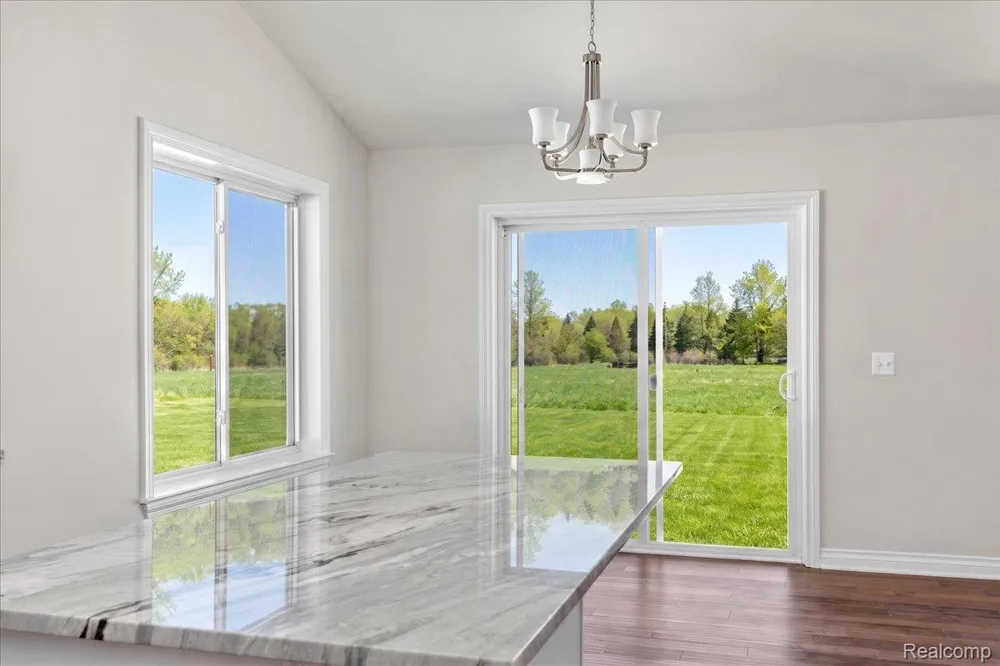 15175 Worden Rd. Groveland Township, MI 48442