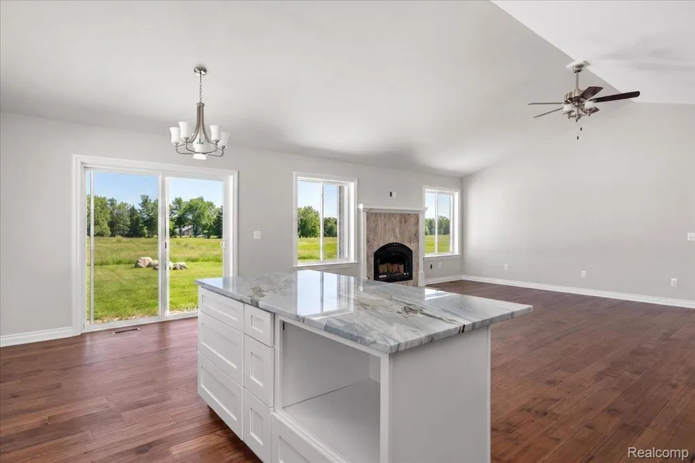 15175 Worden Rd. Groveland Township, MI 48442