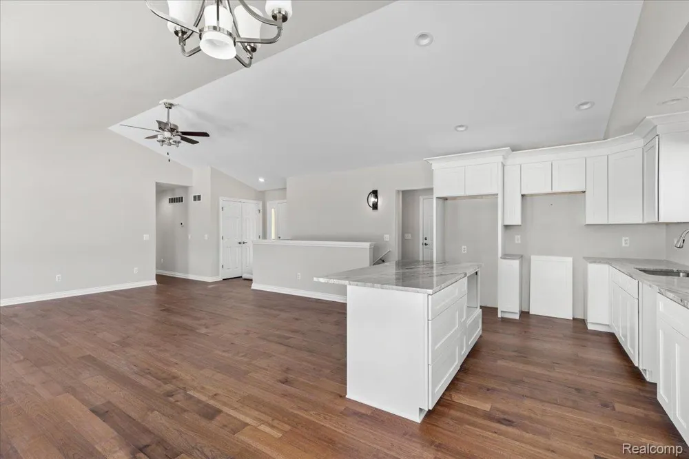 15175 Worden Rd. Groveland Township, MI 48442