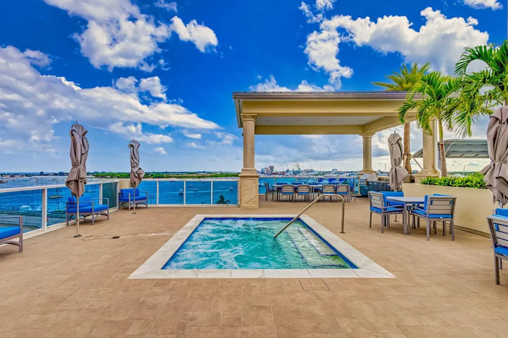 2650 Lake Shore Drive #1005 Riviera Beach, FL 33404