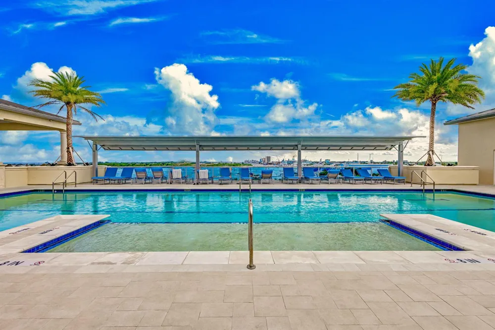 2650 Lake Shore Drive #1005 Riviera Beach, FL 33404