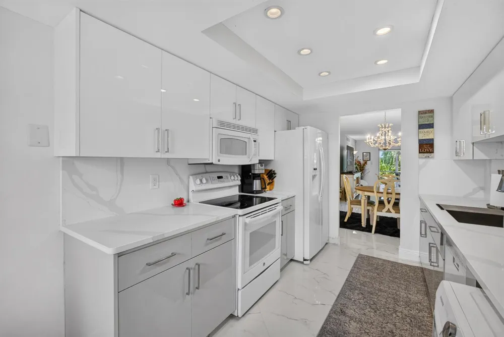1251 Sugar Sands Boulevard #125 Singer Island, FL 33404