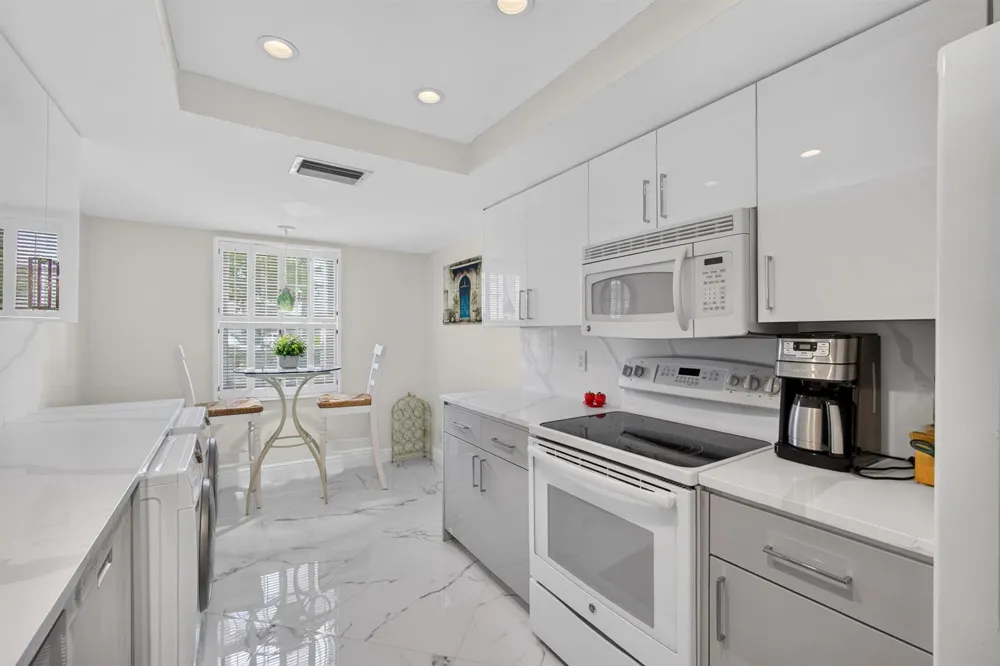1251 Sugar Sands Boulevard #125 Singer Island, FL 33404