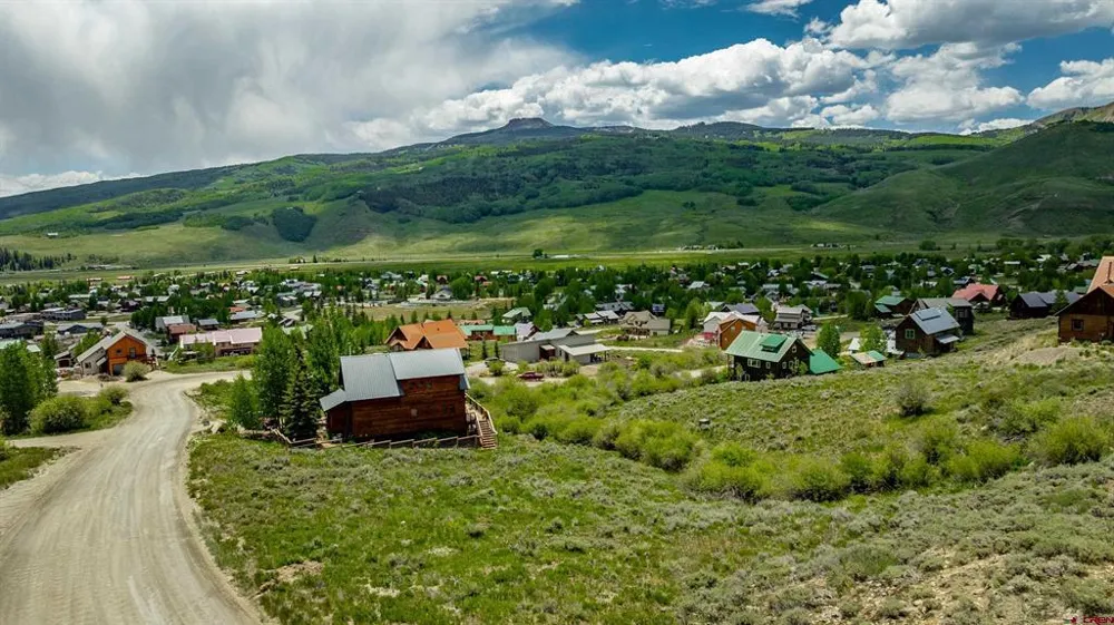 1759 Bryant Avenue Crested Butte, CO 81224