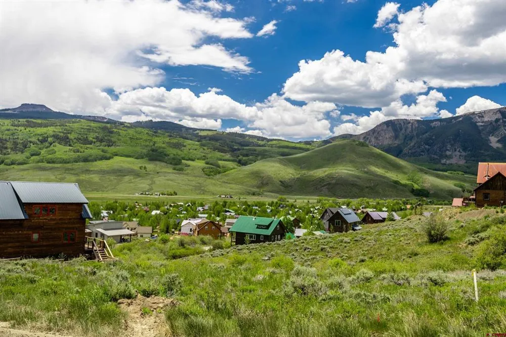 1759 Bryant Avenue Crested Butte, CO 81224