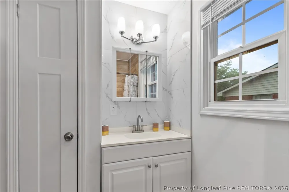3643 Gloucester Drive Hope Mills, NC 28348