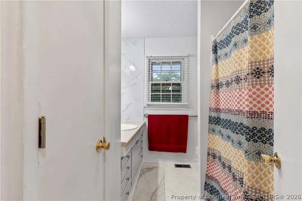 3643 Gloucester Drive Hope Mills, NC 28348