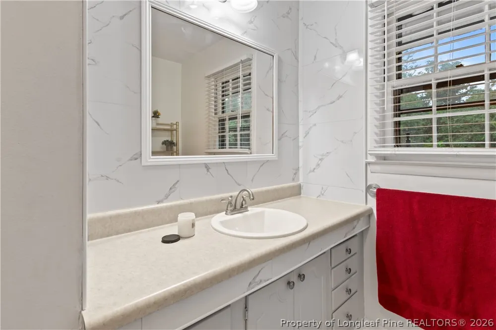 3643 Gloucester Drive Hope Mills, NC 28348