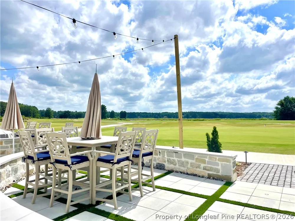 809 Blue Bird Drive Vass, NC 28394