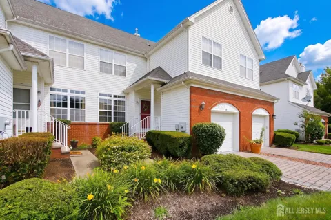 10 Wordsworth Court