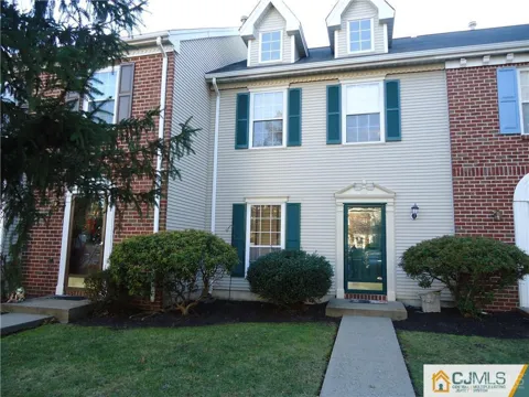 31 Kingston Run