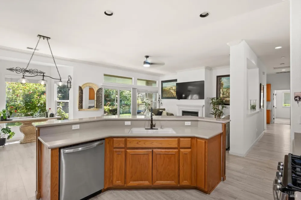 602 Summerset Drive Rio Vista, CA 94571
