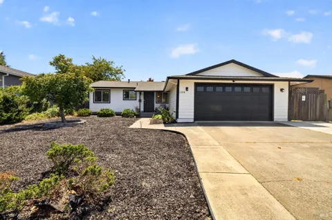 1304 San Jose Way
