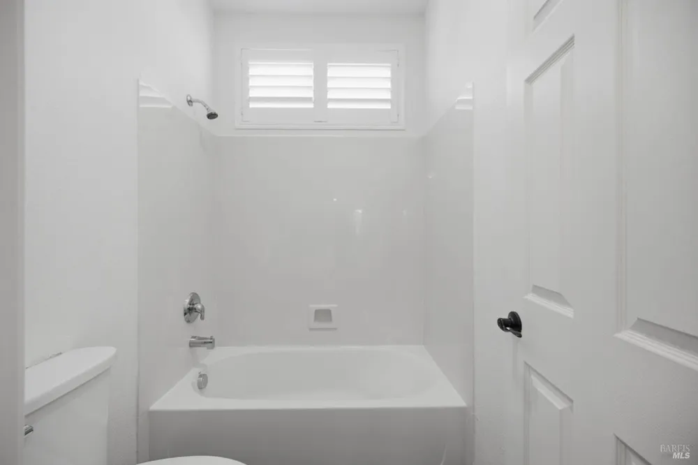 918 Shelter Cove Court Vacaville, CA 95688