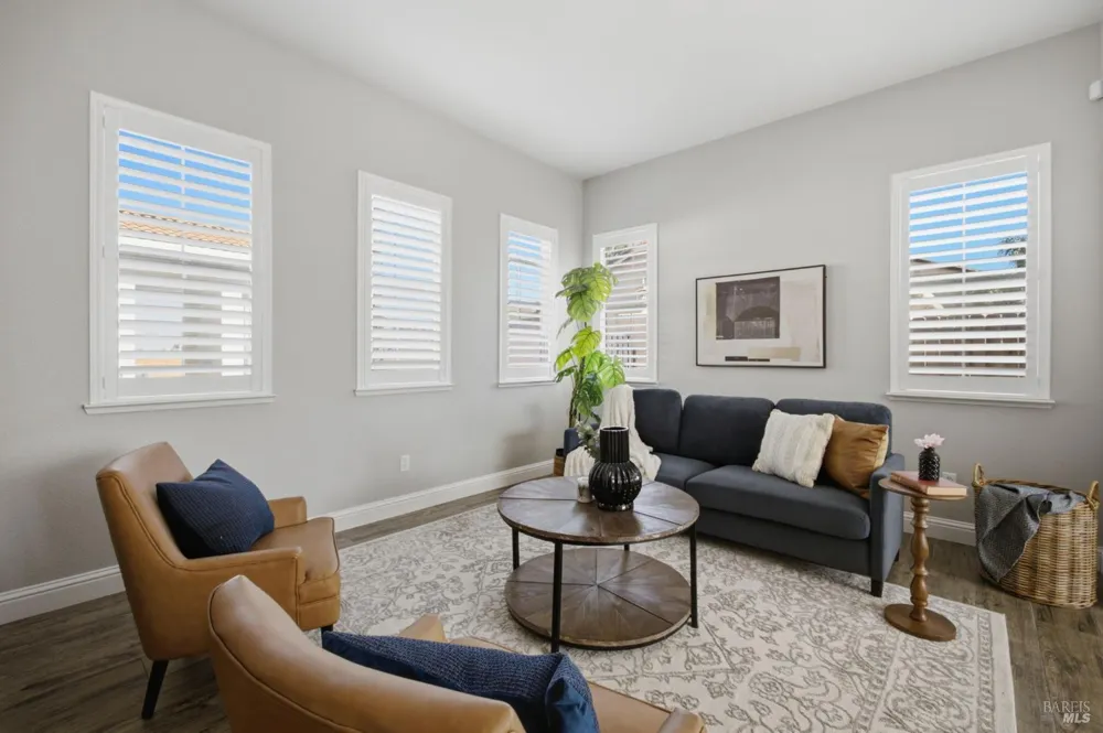 918 Shelter Cove Court Vacaville, CA 95688