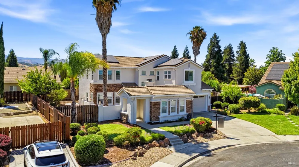 918 Shelter Cove Court Vacaville, CA 95688