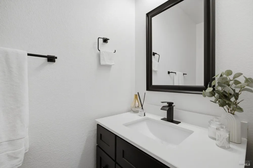 918 Shelter Cove Court Vacaville, CA 95688