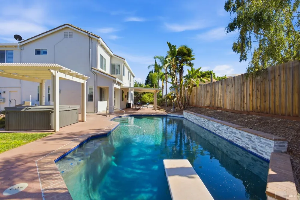 918 Shelter Cove Court Vacaville, CA 95688