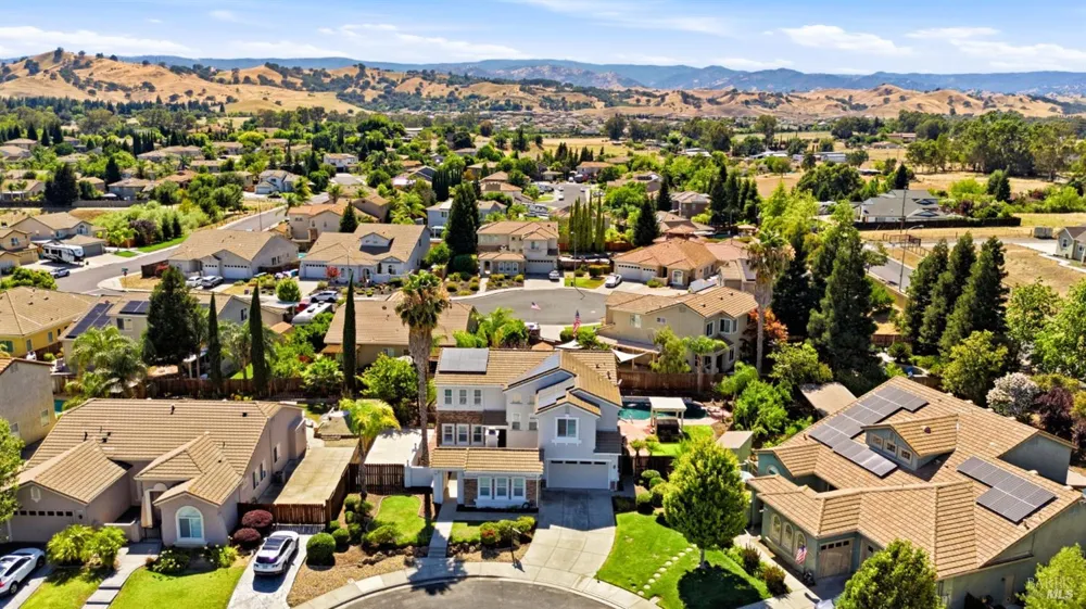 918 Shelter Cove Court Vacaville, CA 95688